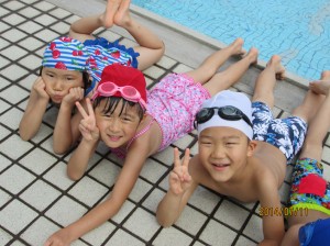 プール遊び（2）